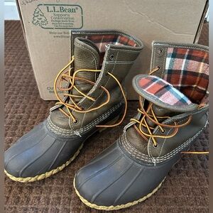 Women’s L.L. Bean Boots with Plaid Interior